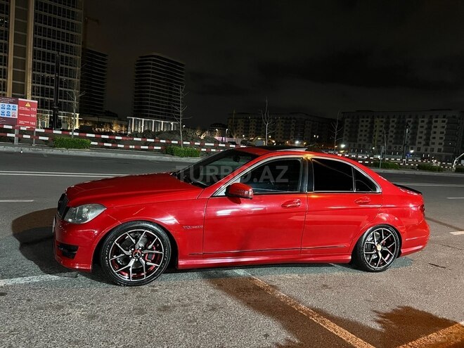 Mercedes C 250 2011, 260,200 km - 1.8 l - Bakı