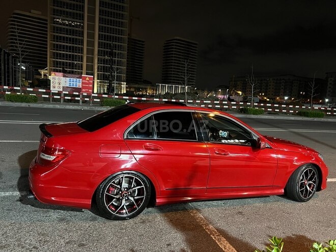 Mercedes C 250 2011, 260,200 km - 1.8 l - Bakı