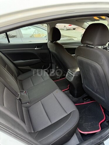 Hyundai Elantra 2018, 115,873 km - 2.0 л - Bakı
