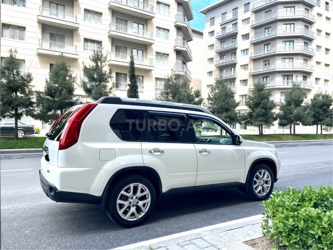 Nissan X-Trail 2013, 233,000 km - 2.5 l - Bakı
