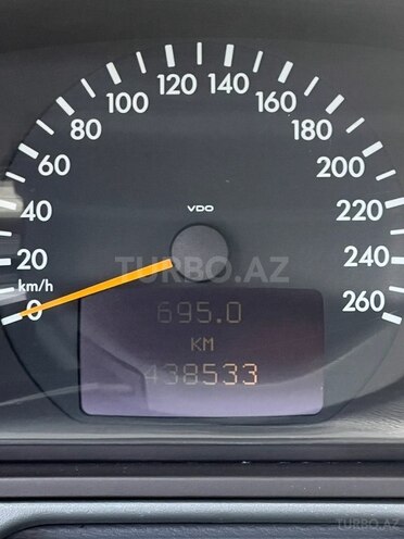 Mercedes E 270 2001, 438,533 km - 2.7 л - Bakı