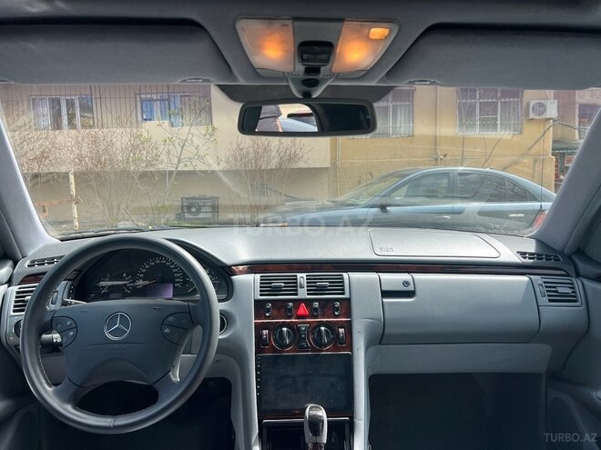 Mercedes E 270 2001, 438,533 km - 2.7 л - Bakı