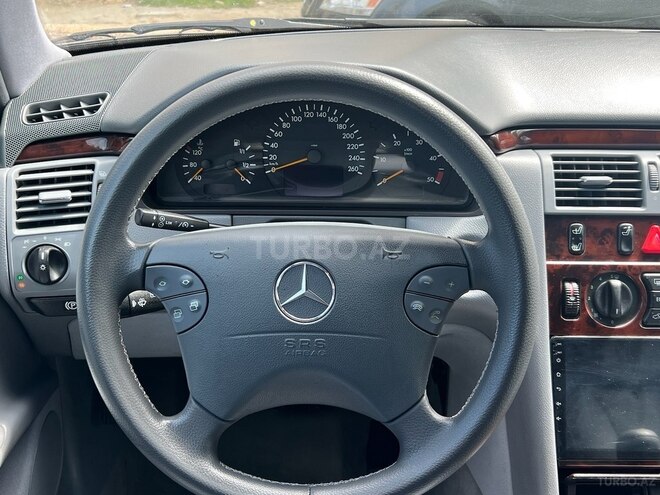 Mercedes E 270 2001, 438,533 km - 2.7 л - Bakı