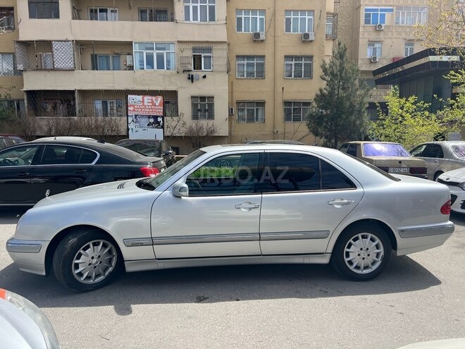 Mercedes E 270 2001, 438,533 km - 2.7 л - Bakı
