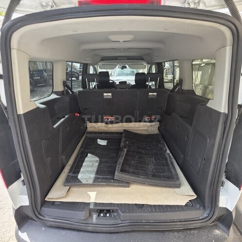 Ford Tourneo Connect 2014, 297,000 km - 1.6 l - Bakı