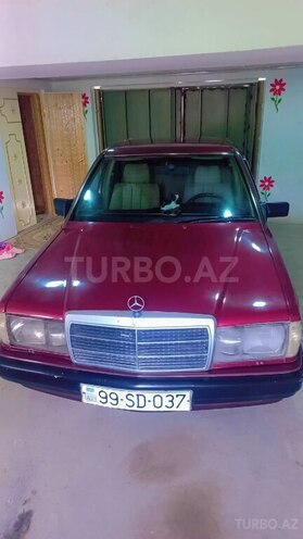 Mercedes 190 1990, 473,000 km - 2.0 л - Quba