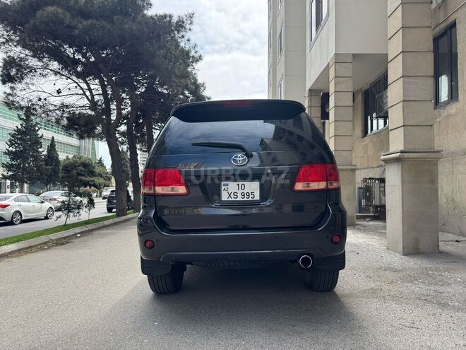 Toyota Fortuner 2005, 373,700 km - 2.7 l - Bakı