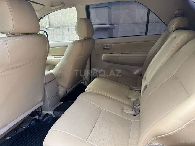 Toyota Fortuner 2005, 373,700 km - 2.7 l - Bakı