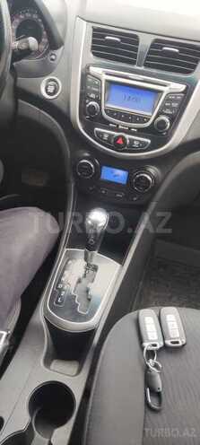 Hyundai Accent 2011, 143,000 km - 1.6 l - Gəncə