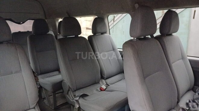 Toyota HiAce 2014, 435,698 km - 3.0 l - Sumqayıt