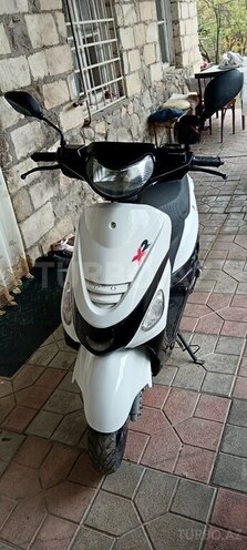 Yamaha  2024, 5,600 km - 0.1 l - Gəncə
