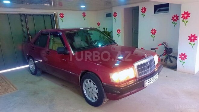 Mercedes 190 1990, 473,000 km - 2.0 л - Quba