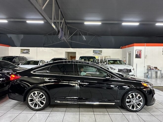 Hyundai Sonata-11