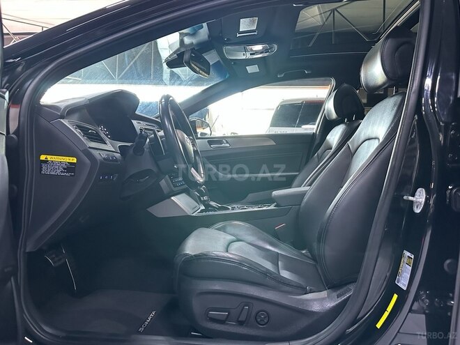 Hyundai Sonata-13