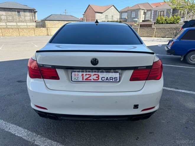 BMW 750 2009, 242,400 km - 4.4 l - Bakı