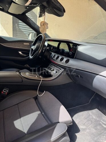 Mercedes E 300 de 2020, 33,000 km - 2.0 л - Bakı