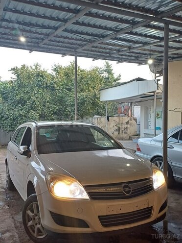 Opel Astra 2008, 330,000 km - 1.7 l - Tovuz