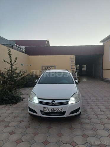 Opel Astra 2008, 330,000 km - 1.7 l - Tovuz
