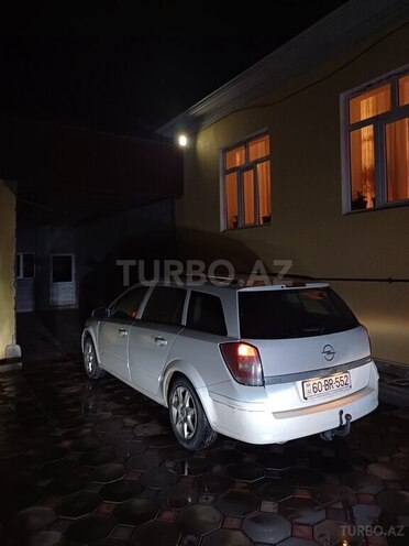 Opel Astra 2008, 330,000 km - 1.7 l - Tovuz