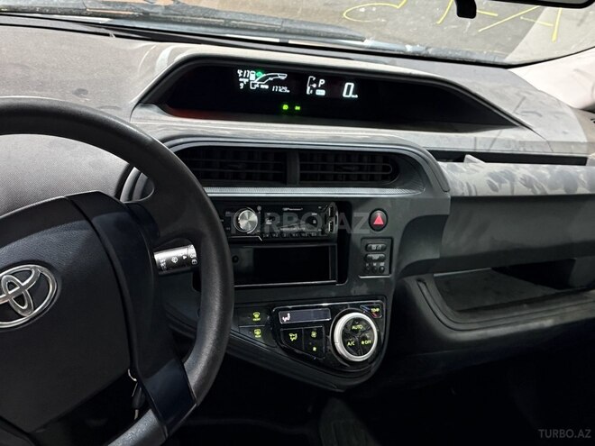 Toyota Aqua 2019, 61,000 km - 1.5 l - Bakı