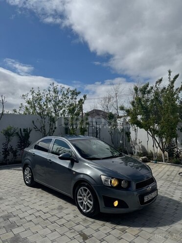 Chevrolet Aveo-4