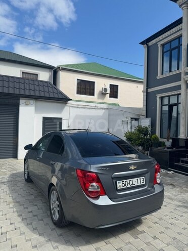 Chevrolet Aveo-9