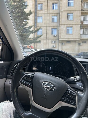 Hyundai Elantra 2018, 153,000 km - 2.0 l - Bakı