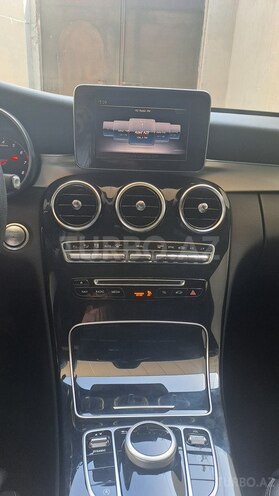 Mercedes C 300 2017, 107,650 km - 2.0 l - Bakı