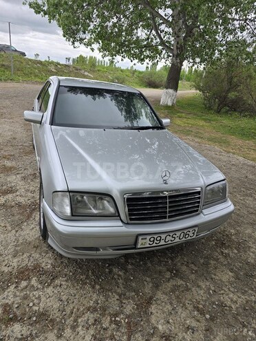 Mercedes C 240 1998, 246,000 km - 2.4 l - Sabirabad