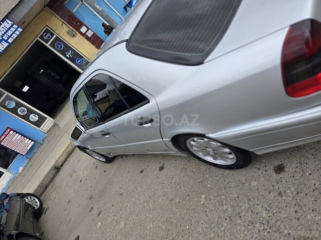 Mercedes C 240 1998, 246,000 km - 2.4 l - Sabirabad