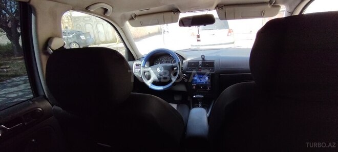 Volkswagen Golf 2001, 366,220 km - 1.6 l - Bakı