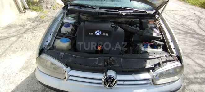 Volkswagen Golf 2001, 366,220 km - 1.6 l - Bakı