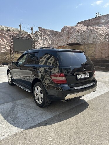 Mercedes ML 350 4MATIC 2005, 460,000 km - 3.5 л - Xudat