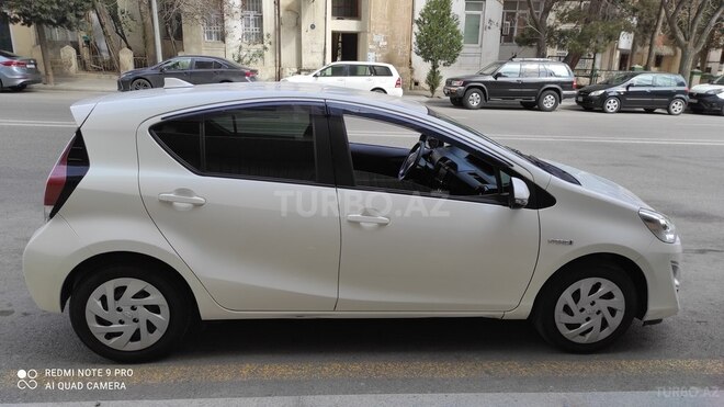 Toyota Aqua 2018, 158,000 km - 1.5 l - Bakı