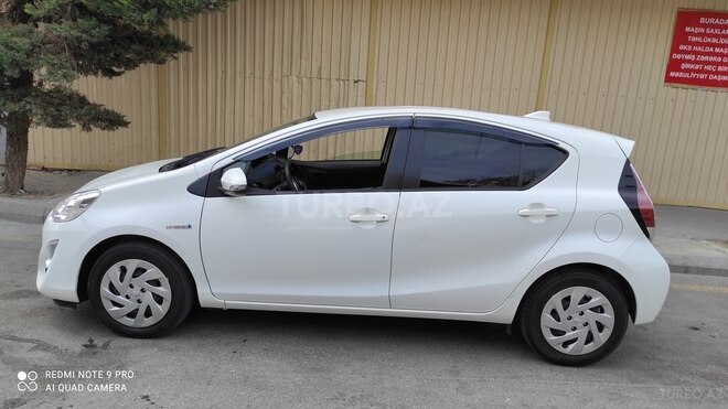 Toyota Aqua 2018, 158,000 km - 1.5 l - Bakı
