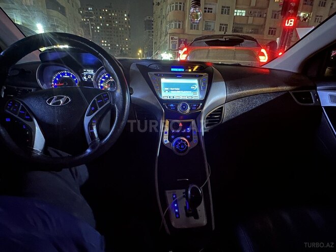 Hyundai Elantra 2012, 267,000 km - 1.8 л - Bakı