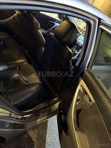 Hyundai Elantra 2012, 267,000 km - 1.8 л - Bakı