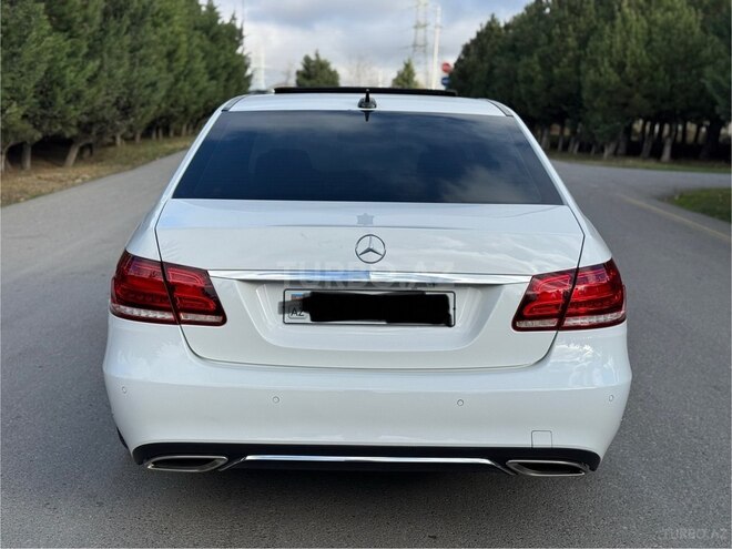 Mercedes E 220 d-5