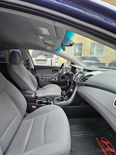 Hyundai Elantra 2015, 220,000 km - 1.8 l - Bakı