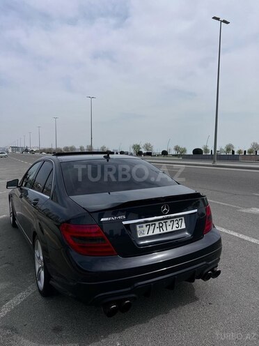 Mercedes C 250 2011, 228,000 km - 1.8 l - Bakı