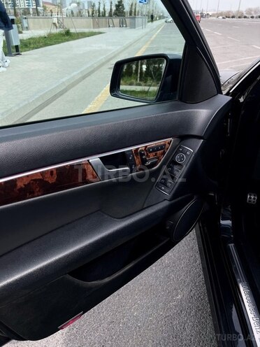 Mercedes C 250 2011, 228,000 km - 1.8 l - Bakı
