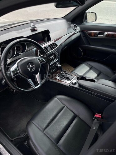 Mercedes C 250 2011, 228,000 km - 1.8 l - Bakı