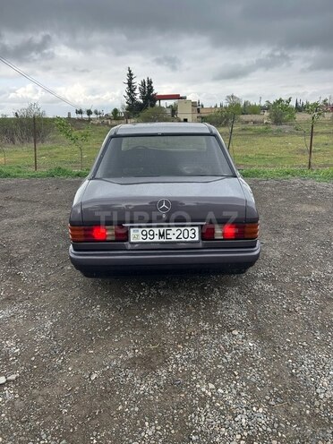 Mercedes 190 1993, 288,000 km - 1.8 l - Biləsuvar