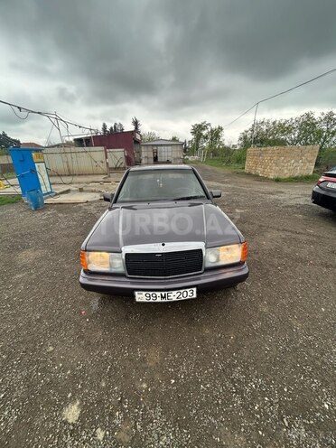 Mercedes 190 1993, 288,000 km - 1.8 l - Biləsuvar