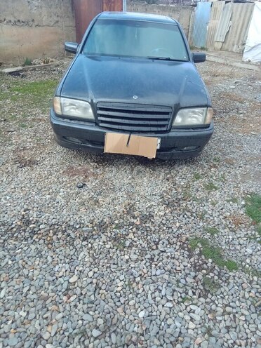 Mercedes C 180 1995, 236,887 km - 1.8 l - Gəncə