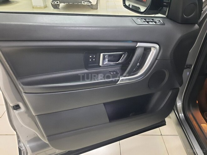 Land Rover Discovery Sport-14