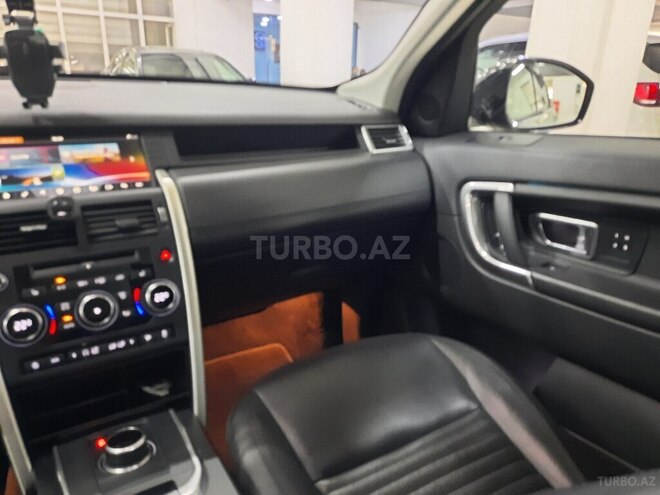 Land Rover Discovery Sport-17