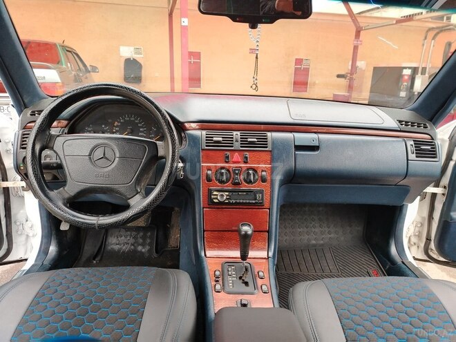 Mercedes E 220 d 1997, 452,289 km - 2.2 л - Gəncə