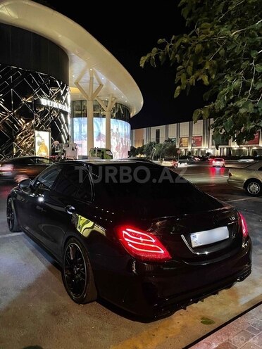Mercedes C 300 2015, 129,874 km - 2.0 л - Bakı