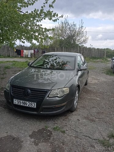 Volkswagen Passat 2005, 230,000 km - 2.0 l - Ağdam